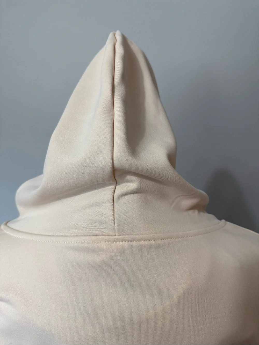Men’s lightweight, size XL, sweatshirt